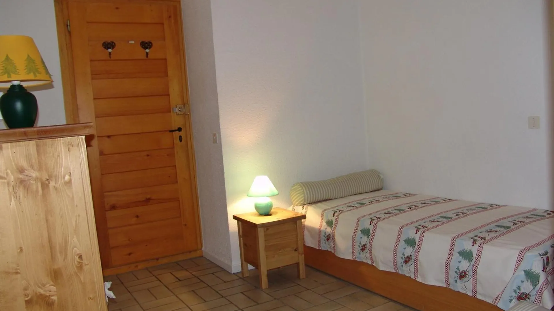 2 Pieces, 6 Pers, Piscine, Animaux Admis, Parking - Fr-1-263-141 Apartment Valloire France
