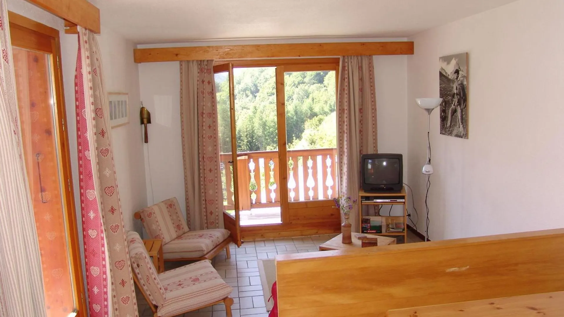 2 Pieces, 6 Pers, Piscine, Animaux Admis, Parking - Fr-1-263-141 Apartment Valloire